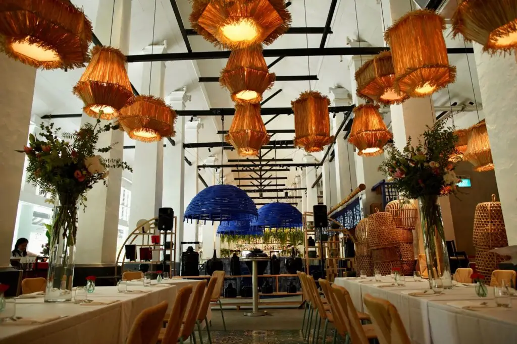 rent speakers for wedding